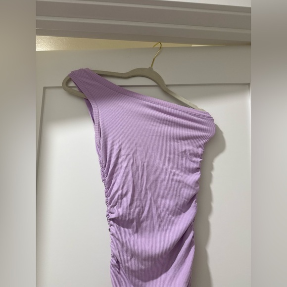 ASOS One-Shoulder Ruched Lavender Dress - Picture 2 of 4